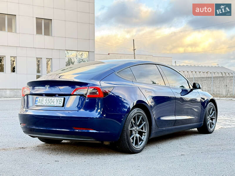 Седан Tesla Model 3 2021 в Днепре фото 10 Седан Tesla Model 3 2021 в Днепре