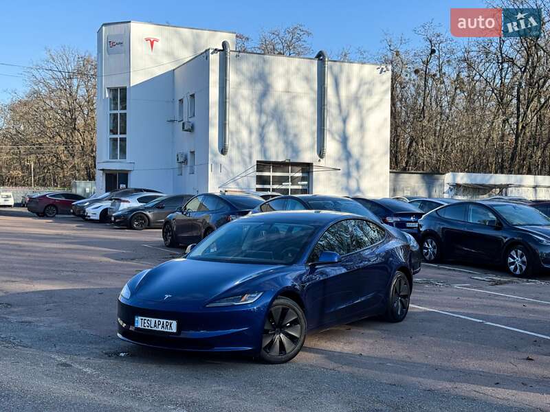Седан Tesla Model 3 2024 в Киеве фото 2 Седан Tesla Model 3 2024 в Киеве