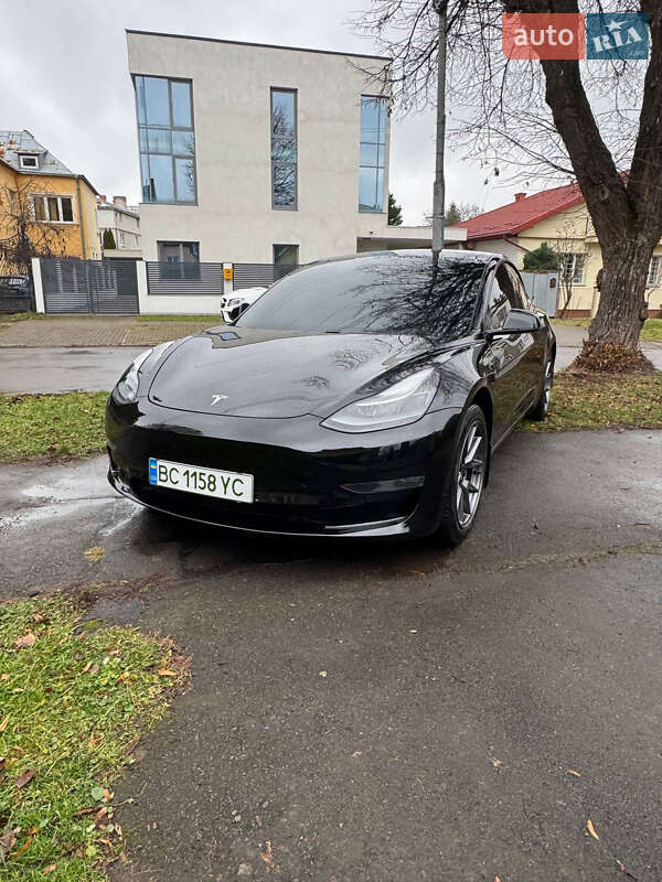 Седан Tesla Model 3 2021 в Львове фото 3 Седан Tesla Model 3 2021 в Львове