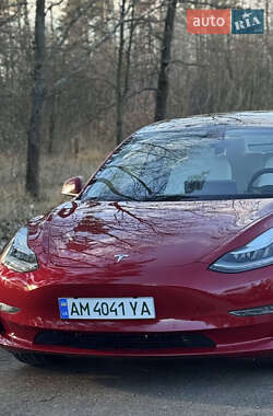 Седан Tesla Model 3 2019 в Коростене