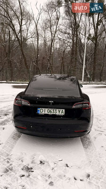 Седан Tesla Model 3 2019 в Киеве фото 35 Седан Tesla Model 3 2019 в Киеве