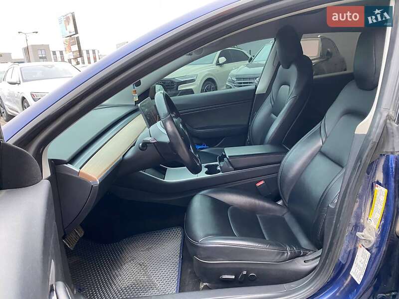 Седан Tesla Model 3 2018 в Львове фото 13 Седан Tesla Model 3 2018 в Львове