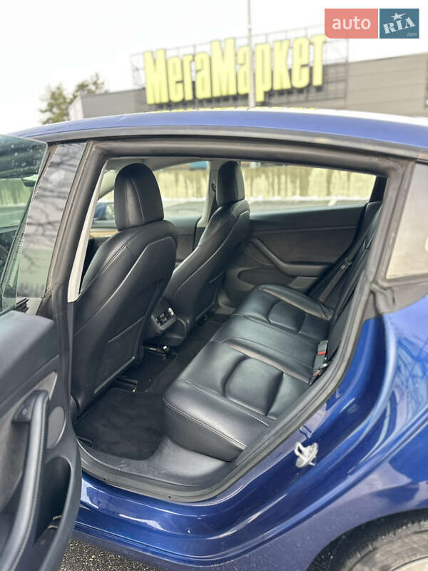 Седан Tesla Model 3 2022 в Киеве фото 11 Седан Tesla Model 3 2022 в Киеве