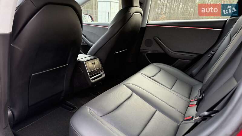 Седан Tesla Model 3 2025 в Ковеле