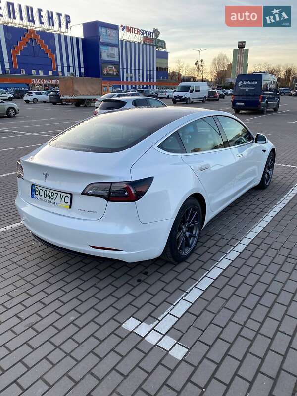 Седан Tesla Model 3 2020 в Львове фото 5 Седан Tesla Model 3 2020 в Львове