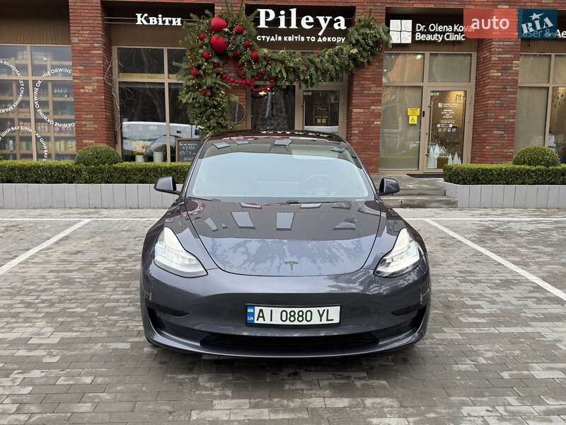 Седан Tesla Model 3 2019 в Киеве фото 2 Седан Tesla Model 3 2019 в Киеве