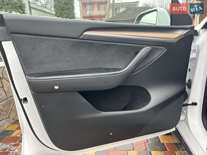 Седан Tesla Model 3 2023 в Полтаве фото 18 Седан Tesla Model 3 2023 в Полтаве