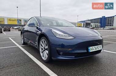 Седан Tesla Model 3 2018 в Києві