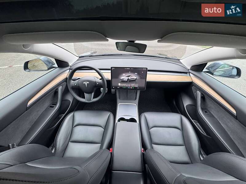 Седан Tesla Model 3 2023 в Киеве фото 35 Седан Tesla Model 3 2023 в Киеве
