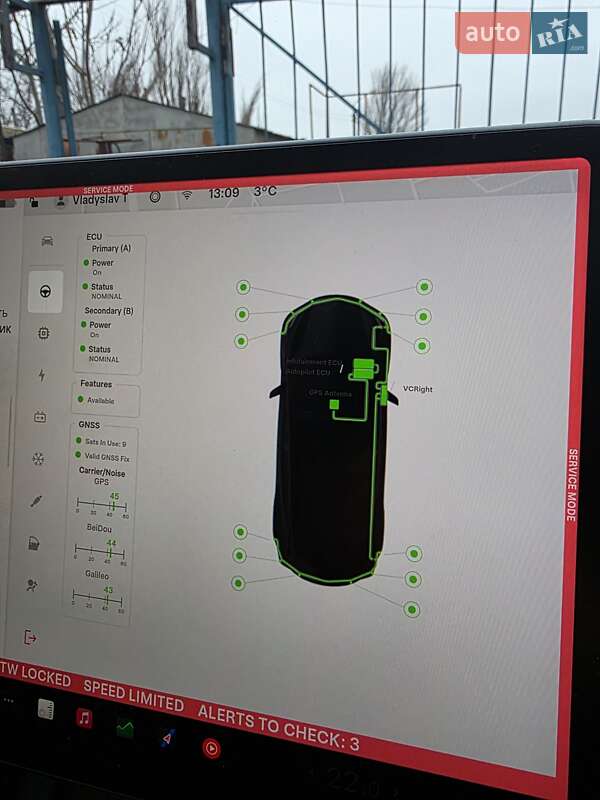 Седан Tesla Model 3 2022 в Запорожье