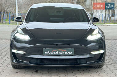 Седан Tesla Model 3 2019 в Николаеве