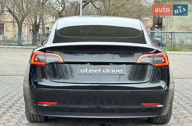 Седан Tesla Model 3 2019 в Николаеве