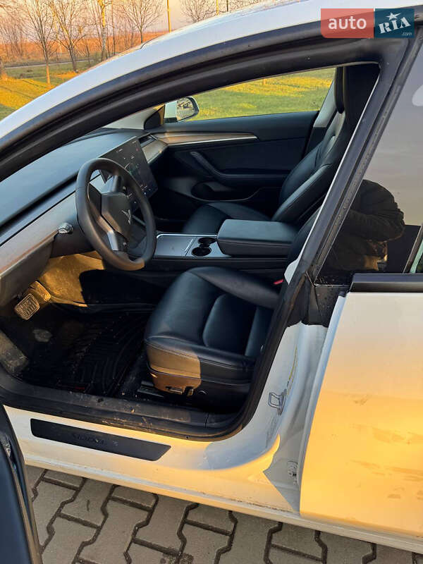 Седан Tesla Model 3 2023 в Ивано-Франковске фото 16 Седан Tesla Model 3 2023 в Ивано-Франковске