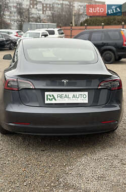 Седан Tesla Model 3 2019 в Кропивницком