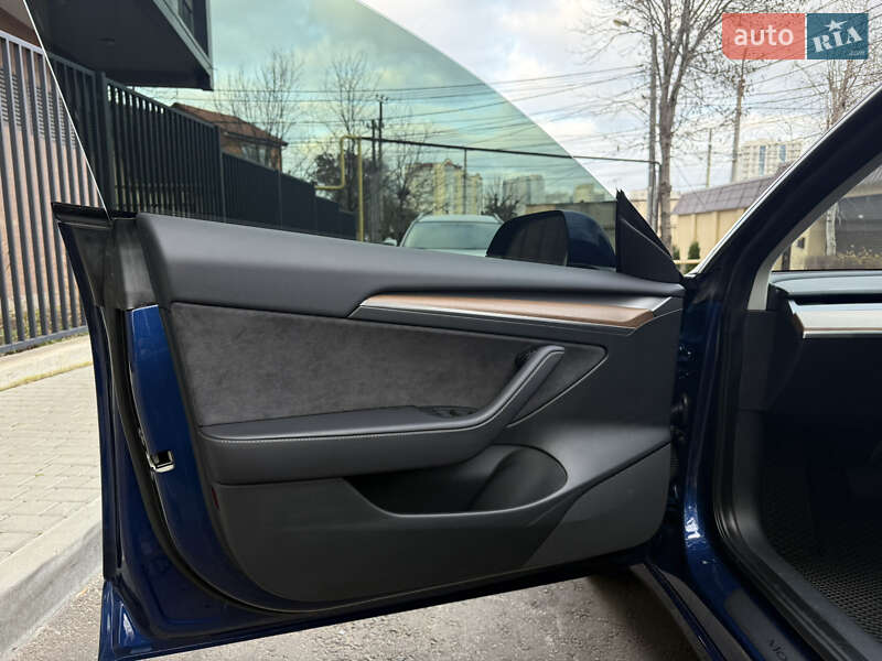 Седан Tesla Model 3 2023 в Одессе фото 13 Седан Tesla Model 3 2023 в Одессе