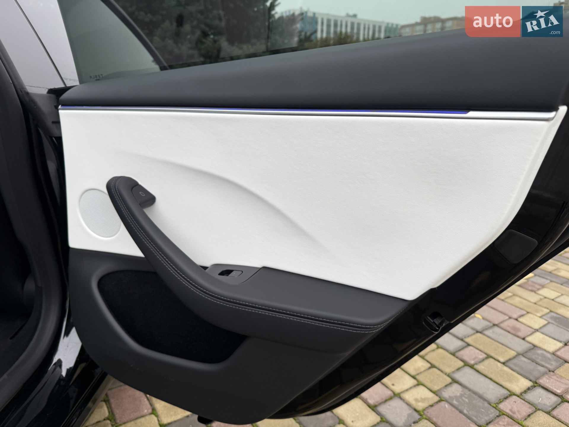 2025 Tesla Model 3 - мініатюра 38