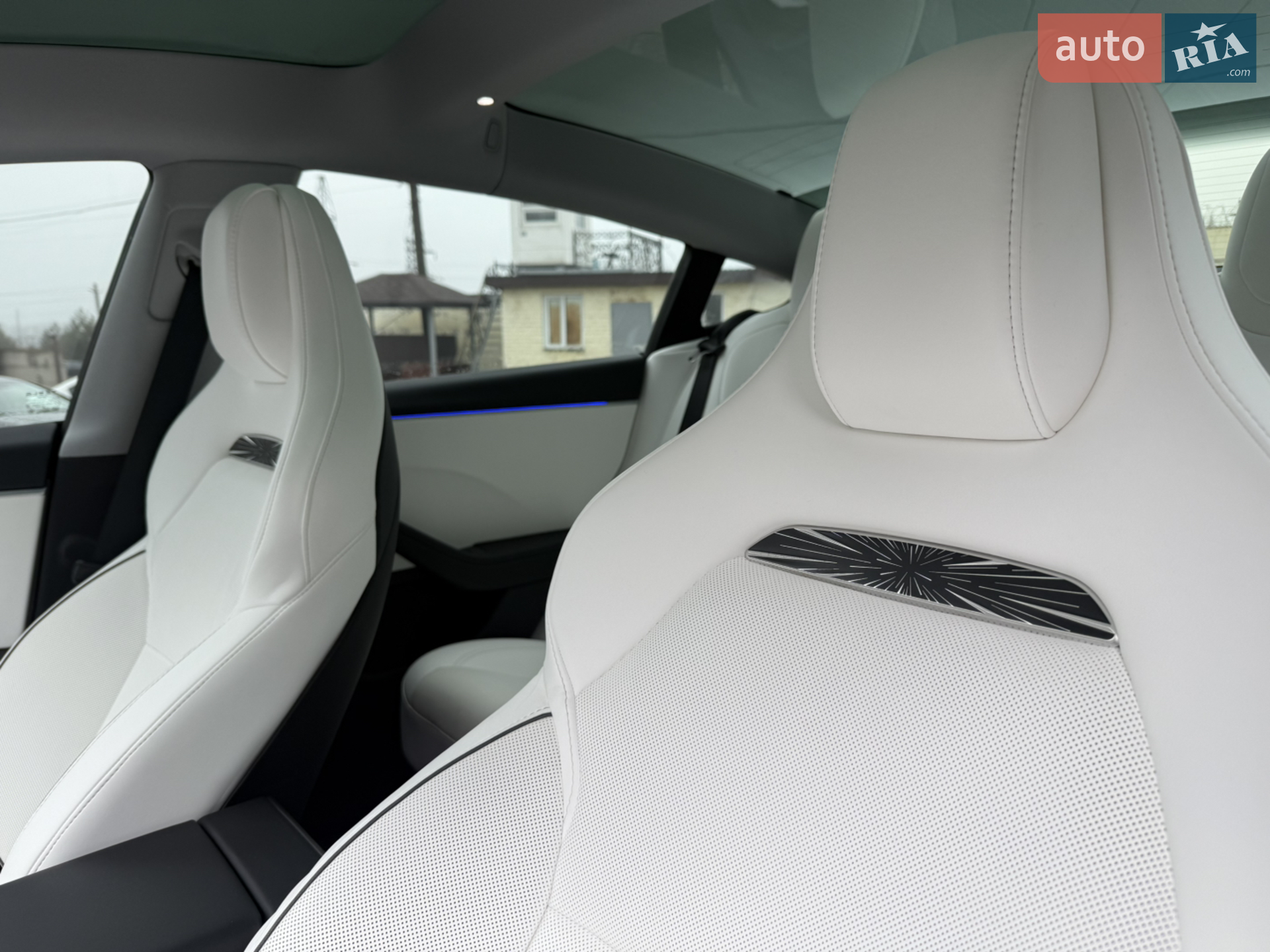 2025 Tesla Model 3 - мініатюра 47