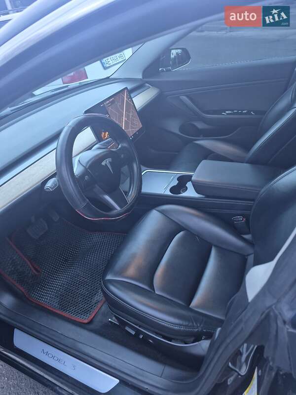 Седан Tesla Model 3 2019 в Днепре
