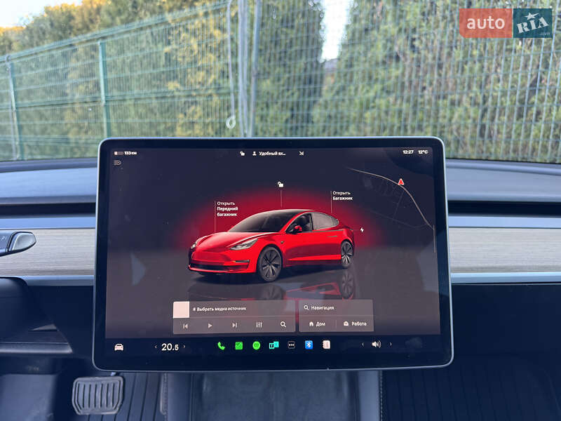 Седан Tesla Model 3 2023 в Стрые