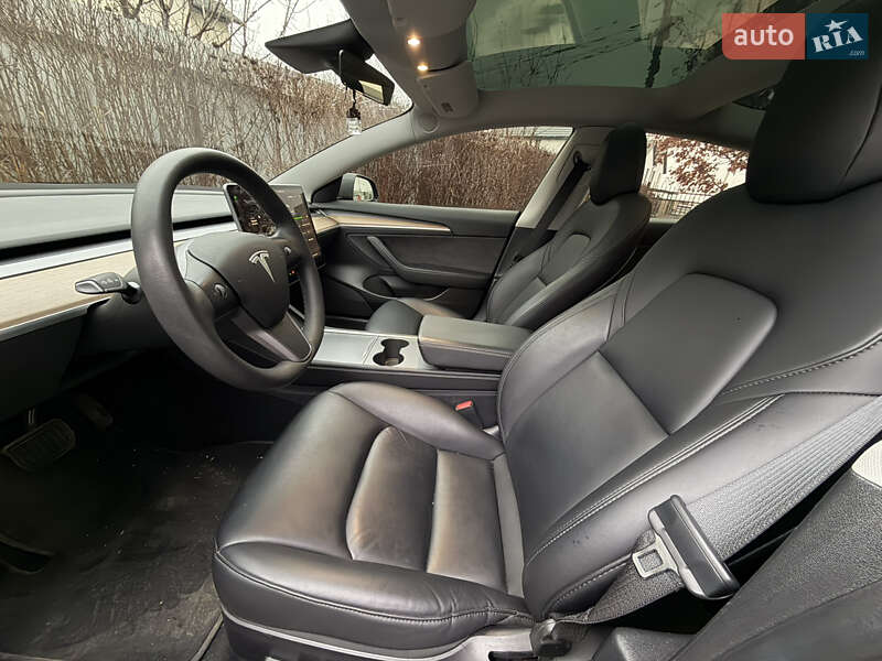 Седан Tesla Model 3 2022 в Киеве фото 7 Седан Tesla Model 3 2022 в Киеве