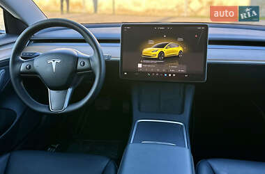 Седан Tesla Model 3 2022 в Стрые