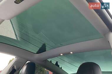 Седан Tesla Model 3 2019 в Білій Церкві