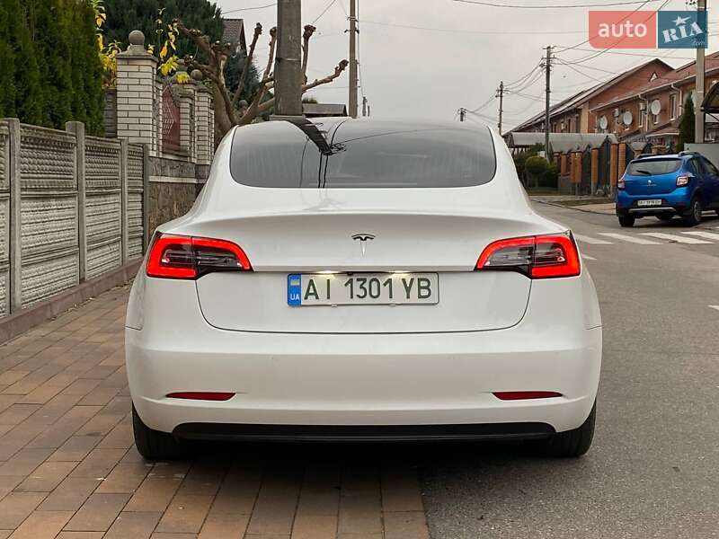 Седан Tesla Model 3 2019 в Белой Церкви