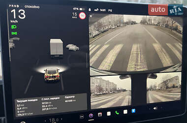 Седан Tesla Model 3 2022 в Кременчуці