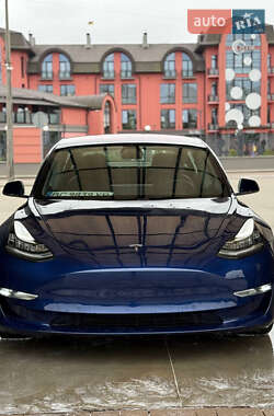 Седан Tesla Model 3 2018 в Дрогобыче