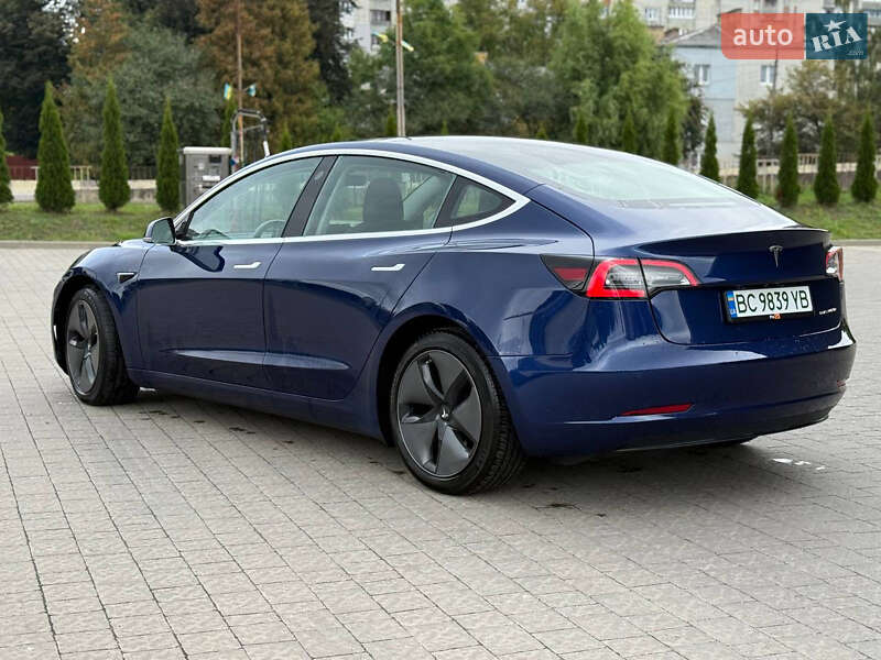 Седан Tesla Model 3 2018 в Дрогобыче фото 10 Седан Tesla Model 3 2018 в Дрогобыче