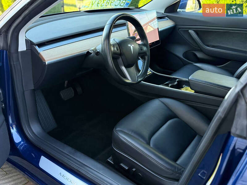 Седан Tesla Model 3 2018 в Дрогобыче фото 33 Седан Tesla Model 3 2018 в Дрогобыче