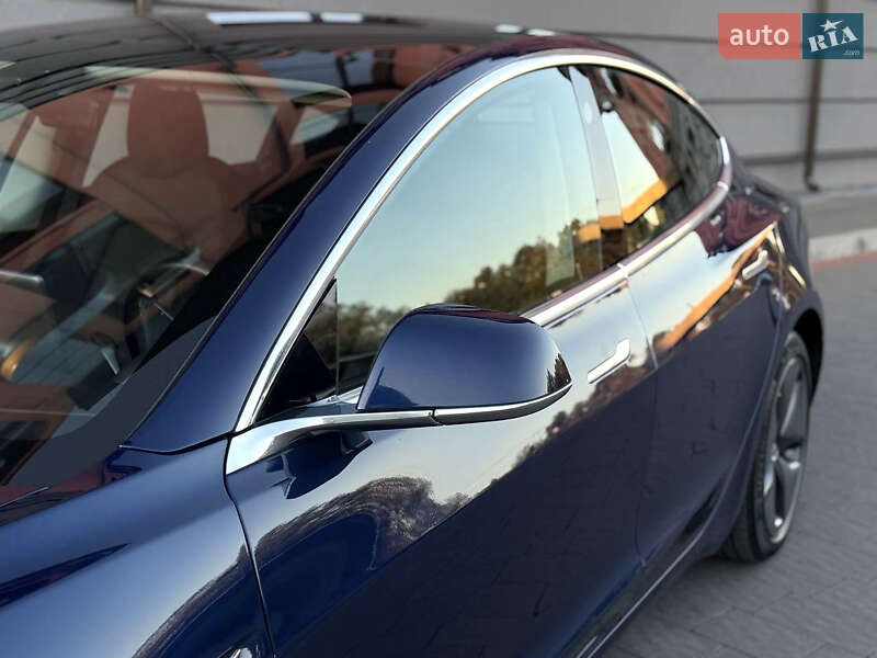 Седан Tesla Model 3 2018 в Дрогобыче фото 56 Седан Tesla Model 3 2018 в Дрогобыче