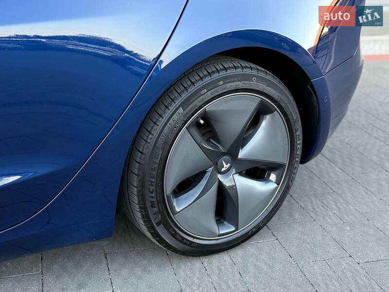 Седан Tesla Model 3 2018 в Дрогобыче фото 60 Седан Tesla Model 3 2018 в Дрогобыче