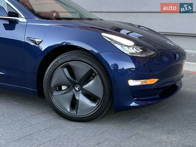 Седан Tesla Model 3 2018 в Дрогобыче фото 77 Седан Tesla Model 3 2018 в Дрогобыче