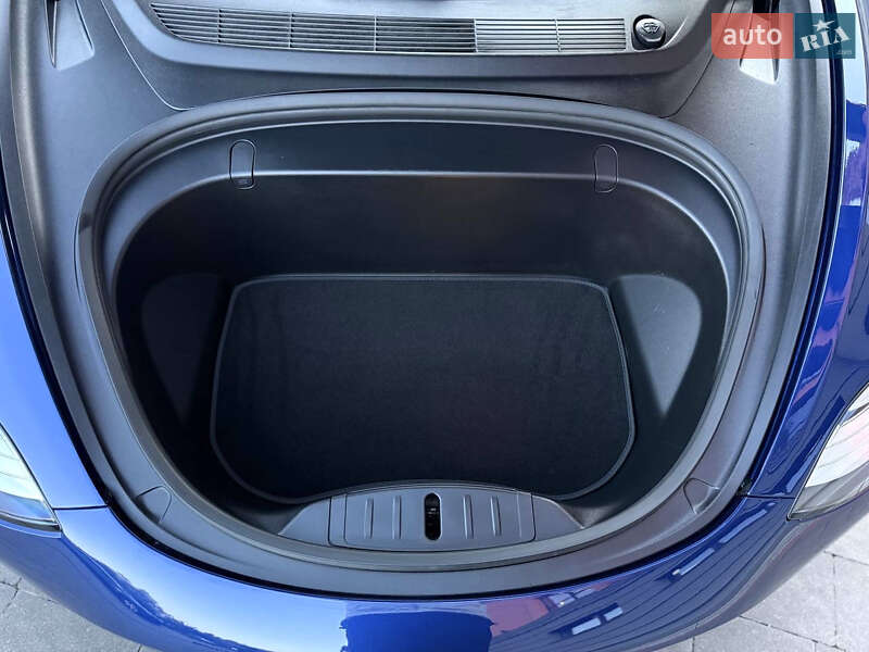 Седан Tesla Model 3 2018 в Дрогобыче фото 95 Седан Tesla Model 3 2018 в Дрогобыче