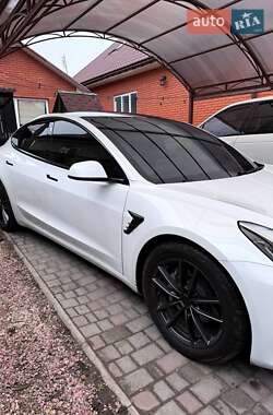 Седан Tesla Model 3 2020 в Днепре