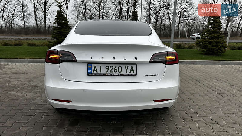 Седан Tesla Model 3 2021 в Обухове