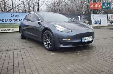 Седан Tesla Model 3 2019 в Каменец-Подольском