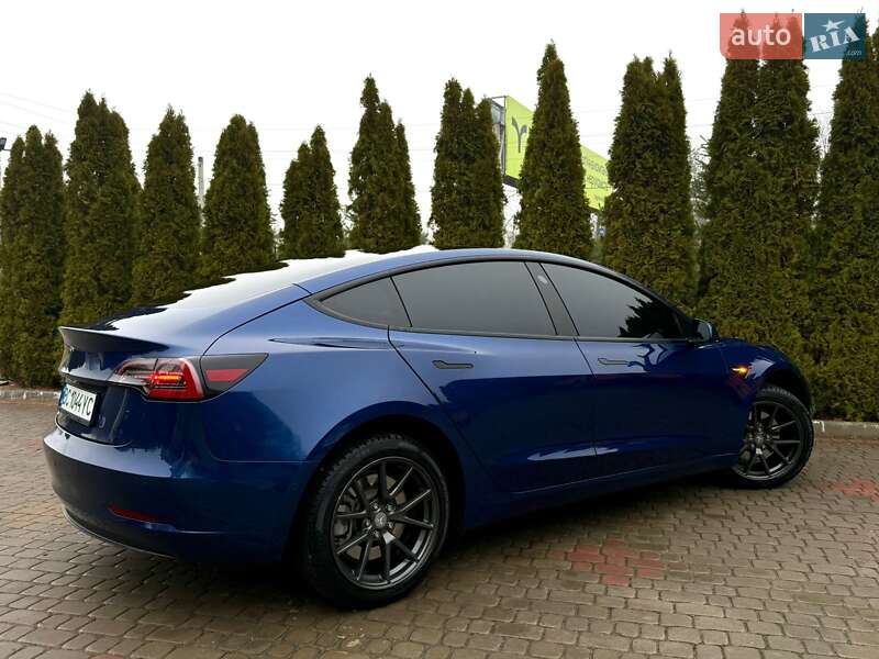 Седан Tesla Model 3 2020 в Дрогобичі фото 12 Седан Tesla Model 3 2020 в Дрогобичі