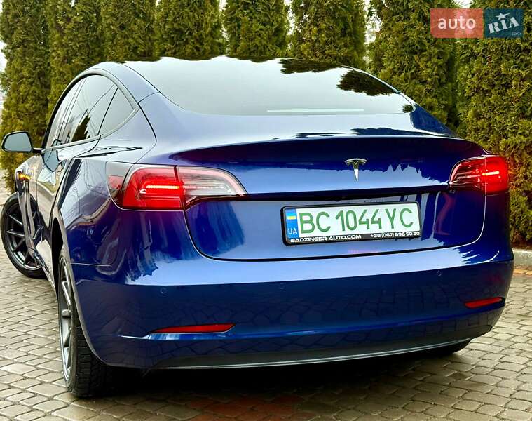 Седан Tesla Model 3 2020 в Дрогобичі фото 22 Седан Tesla Model 3 2020 в Дрогобичі
