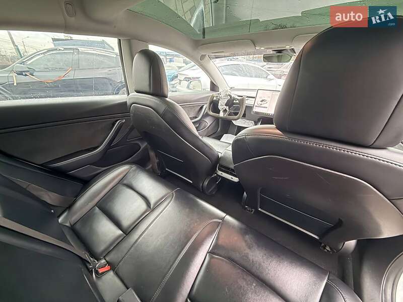 Седан Tesla Model 3 2018 в Луцке фото 6 Седан Tesla Model 3 2018 в Луцке