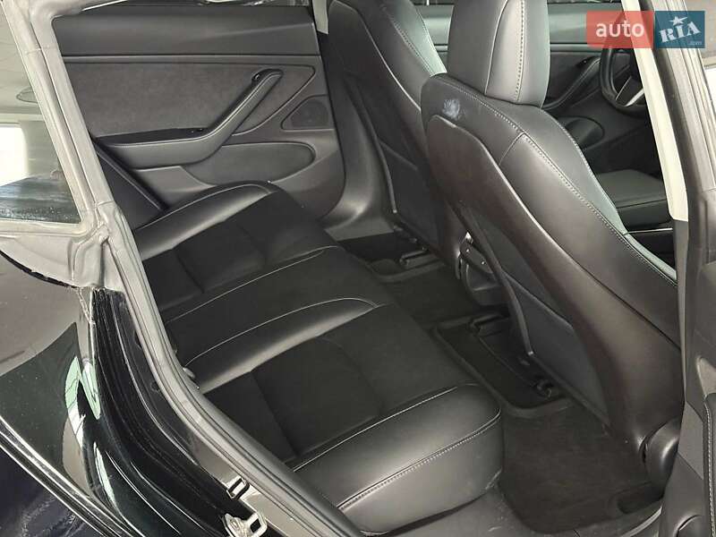 Седан Tesla Model 3 2019 в Одессе