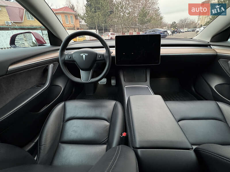 Седан Tesla Model 3 2022 в Одессе