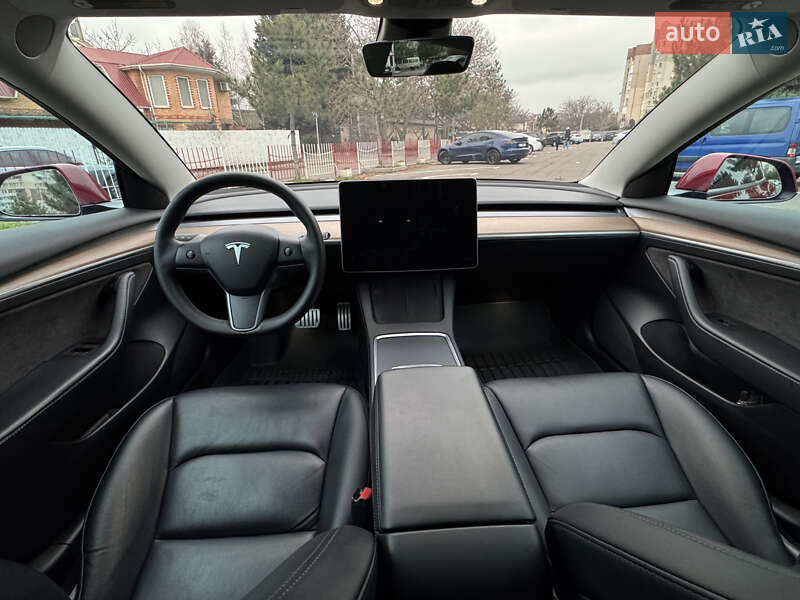 Седан Tesla Model 3 2022 в Одессе