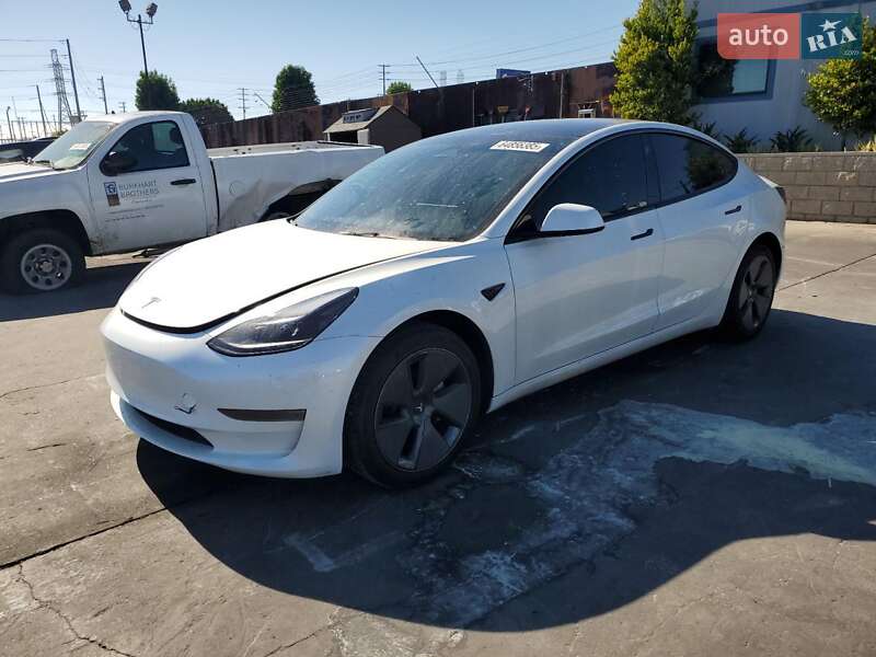 Tesla Model 3 2023