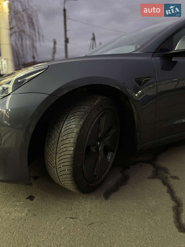 Седан Tesla Model 3 2023 в Черкассах фото 4 Седан Tesla Model 3 2023 в Черкассах