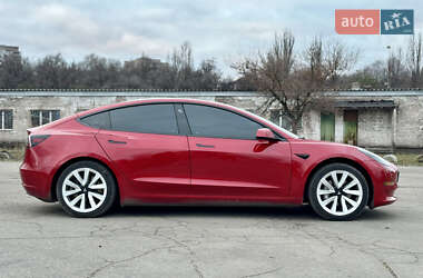 Седан Tesla Model 3 2021 в Каменском