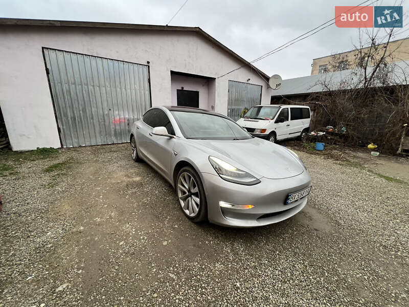 Седан Tesla Model 3 2018 в Каменец-Подольском