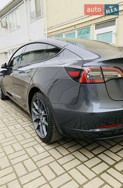 Седан Tesla Model 3 2023 в Одессе