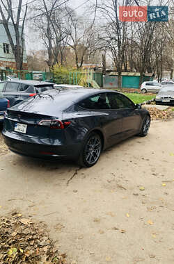 Седан Tesla Model 3 2023 в Одессе